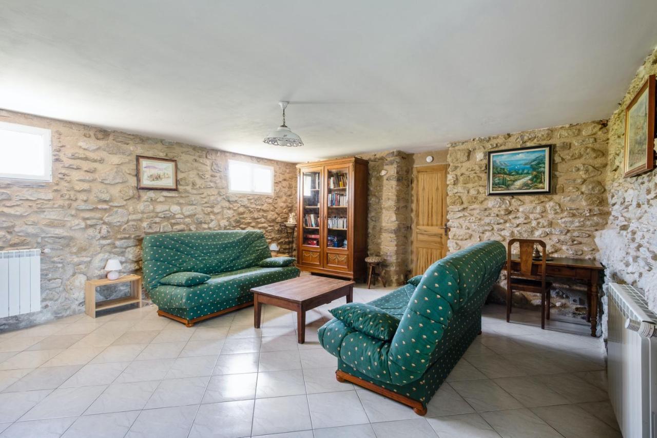 Villa Charmante A La Tour-D'Aigues Avec Piscine Privee Dış mekan fotoğraf